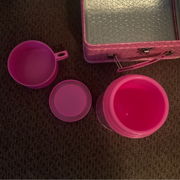 NIB Barbie x Alamo Drafthouse Exclusive Metal Lunchbox & Thermos Set - Picture 8 of 12